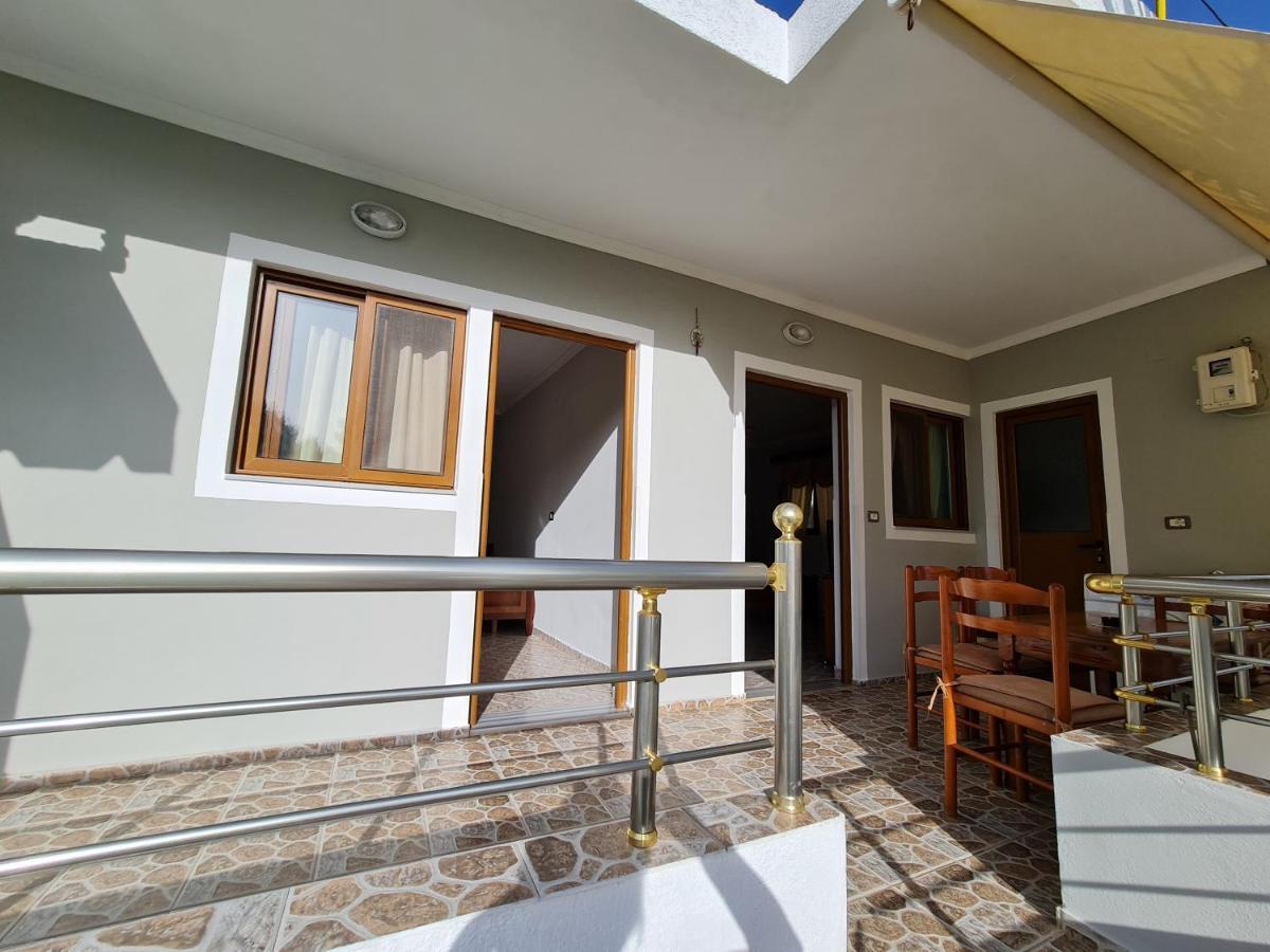 Villa Gezimi Ксамил Стая снимка